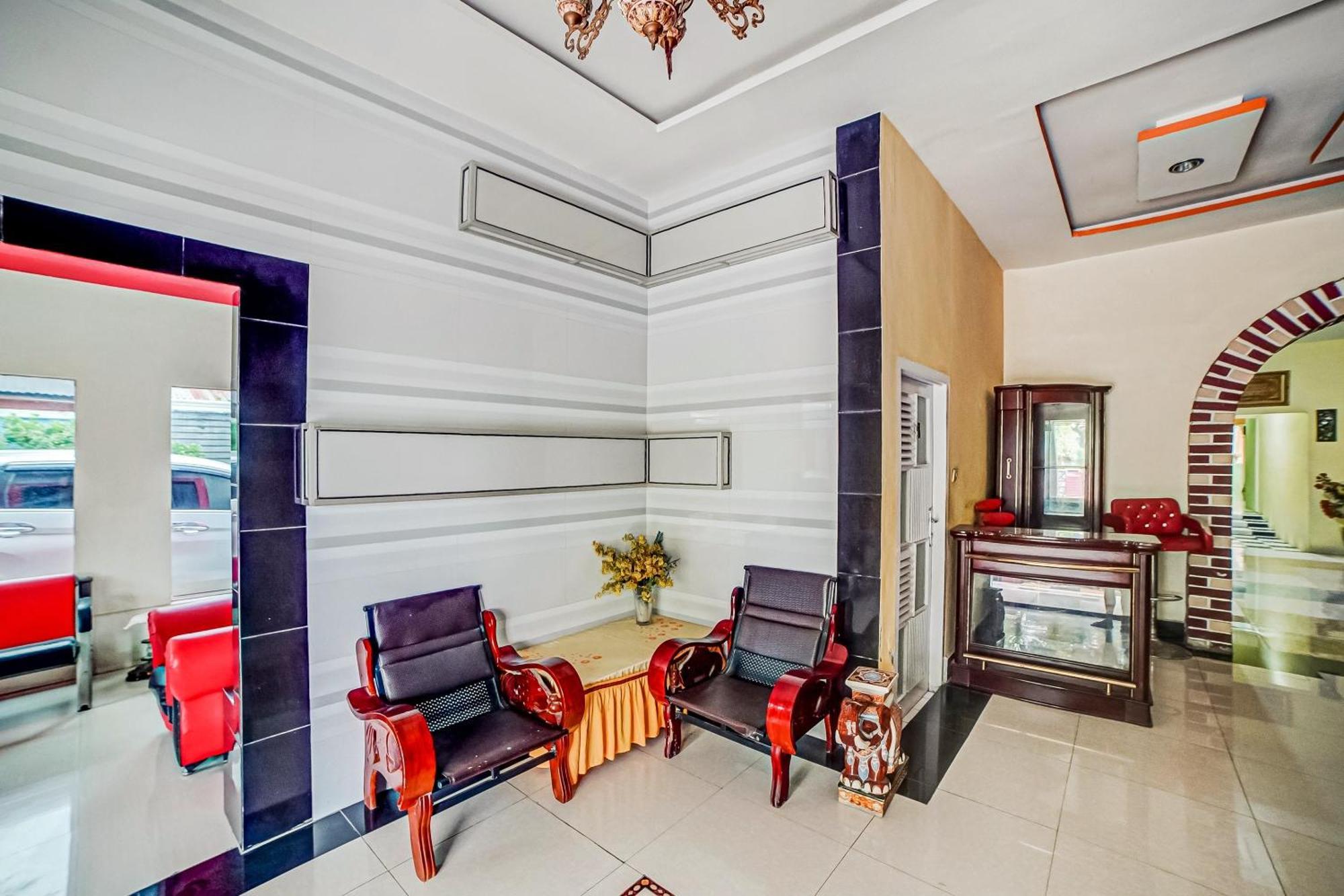Hotel Oyo 90980 Al Karim Syariah Tanjungbalai Zewnętrze zdjęcie